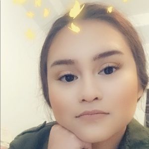 Meet your Posher, Angelica